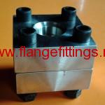 hydraulic flange